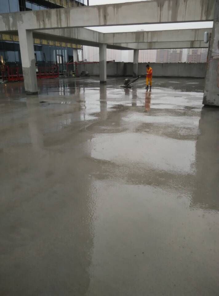 青海光伏电站场区地坪